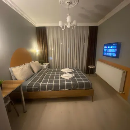 Hotel Omar 360 *